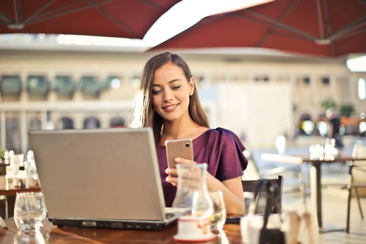 Comparing the smallest loan options in Canada online